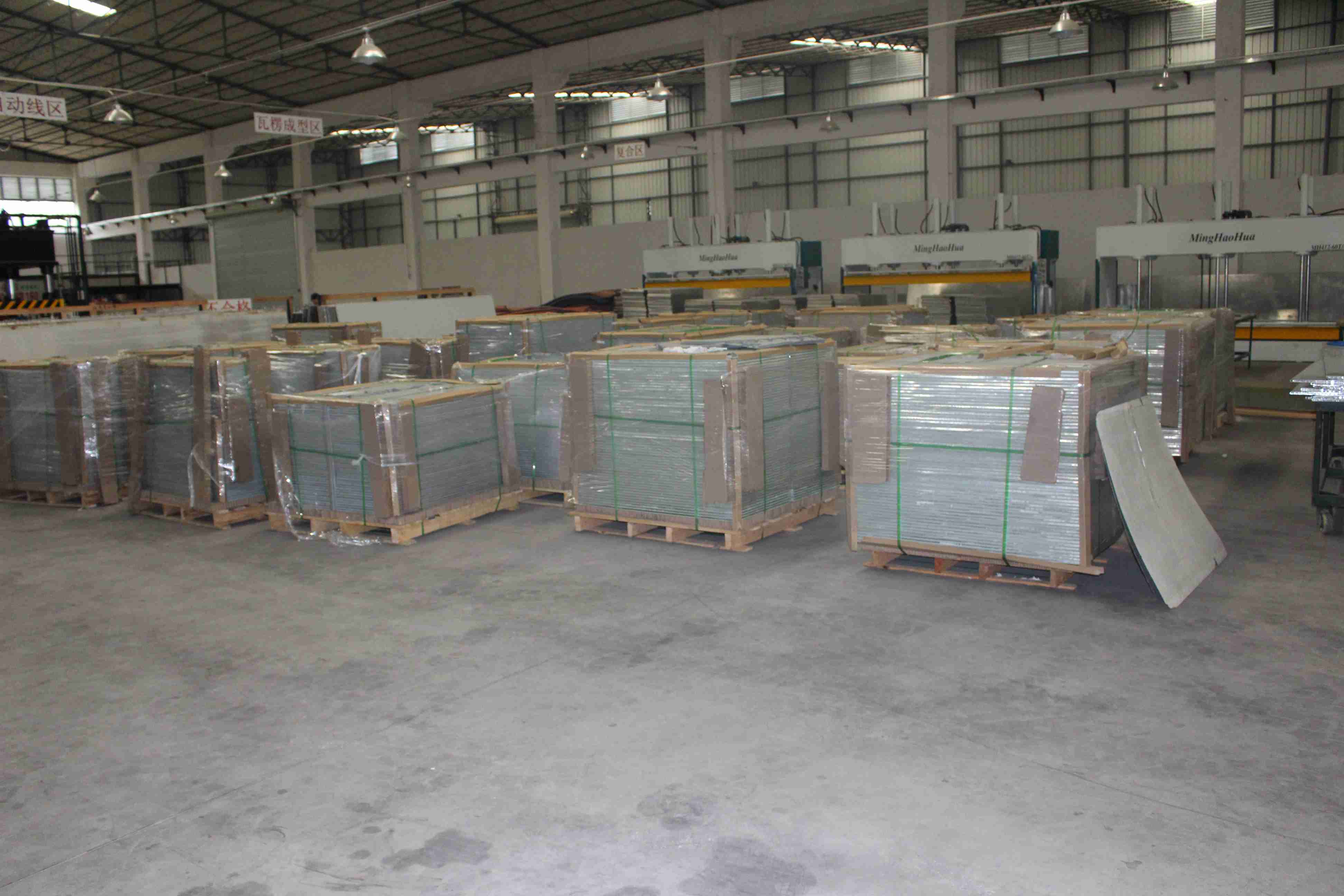鋁蜂窩板輕量化主要應用在什么領域?