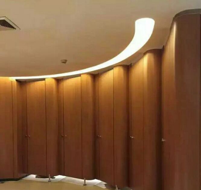 鋁蜂窩板衛生間隔斷