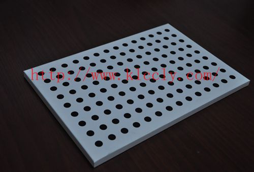 針孔蜂窩鋁吸聲板